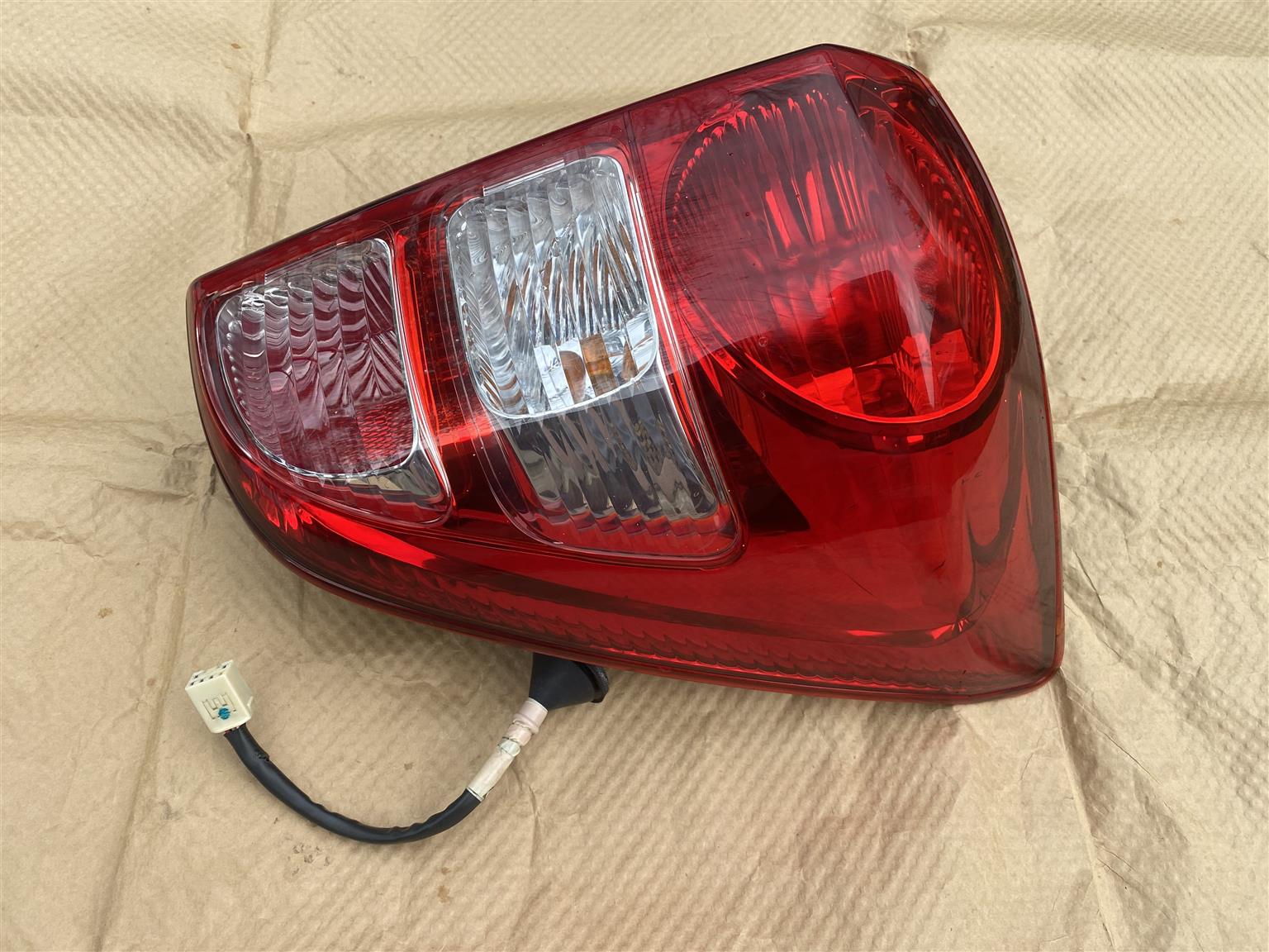 2010 DAIHATSU TERIOS TAIL LIGHT RIGHT SIDE FOR SALE. IN EXCELLENT CONDITION - Private Seller 2010 DAIHATSU TERIOS TAIL LIGHT RIGHT SIDE FOR SALE. IN EXCELLENT CONDITION - Private Seller