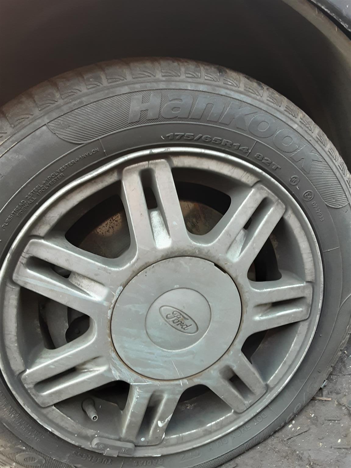 Stripping Ford Fiesta 5Dr 2004 for Spares - Private Seller