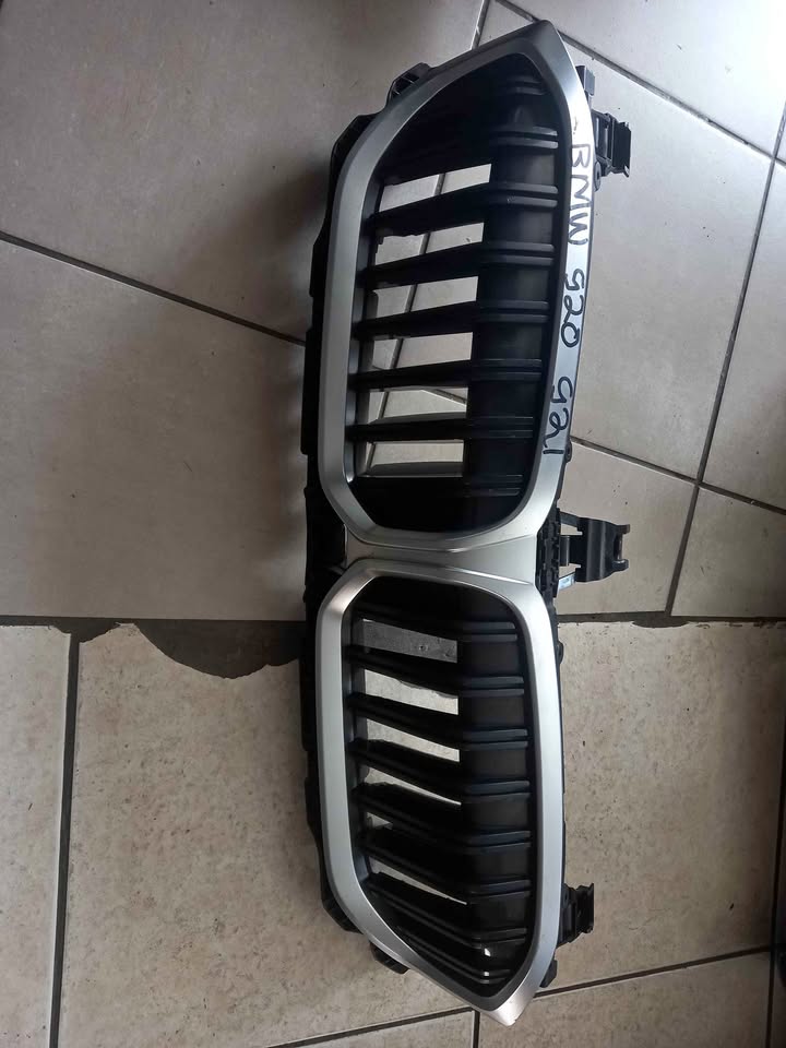 BMW G20 G21 GRILL - Private Seller BMW G20 G21 GRILL - Private Seller