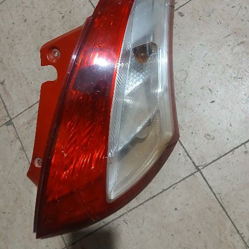 Suzuki swift taillight - Private Seller Suzuki swift taillight - Private Seller