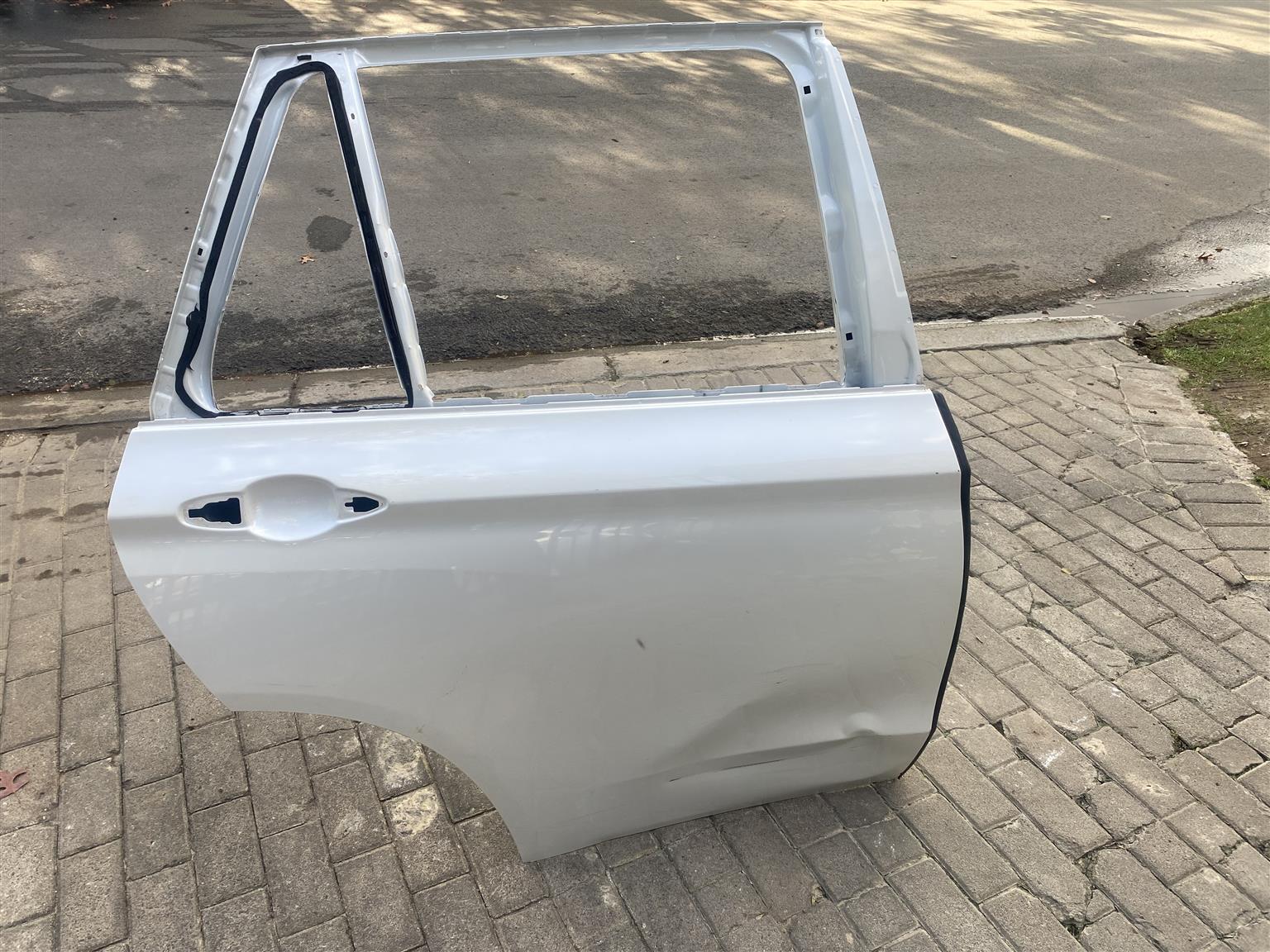 2018 BMW X3 RIGHT REAR DOOR SHELL FOR SALE