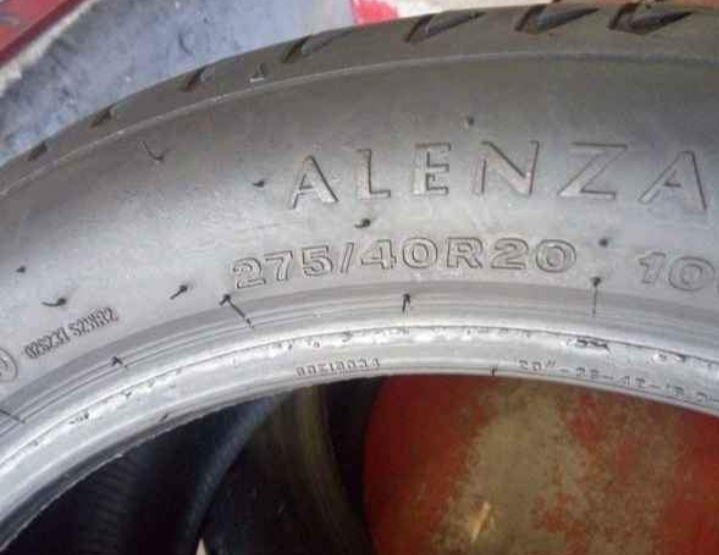 275/40/20 Bridgestone Run Flat Tyres for Sale. - Private Seller