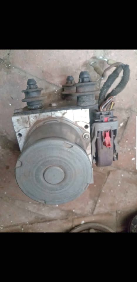 Audi S5 abs pump selling - Private Seller Audi S5 abs pump selling - Private Seller