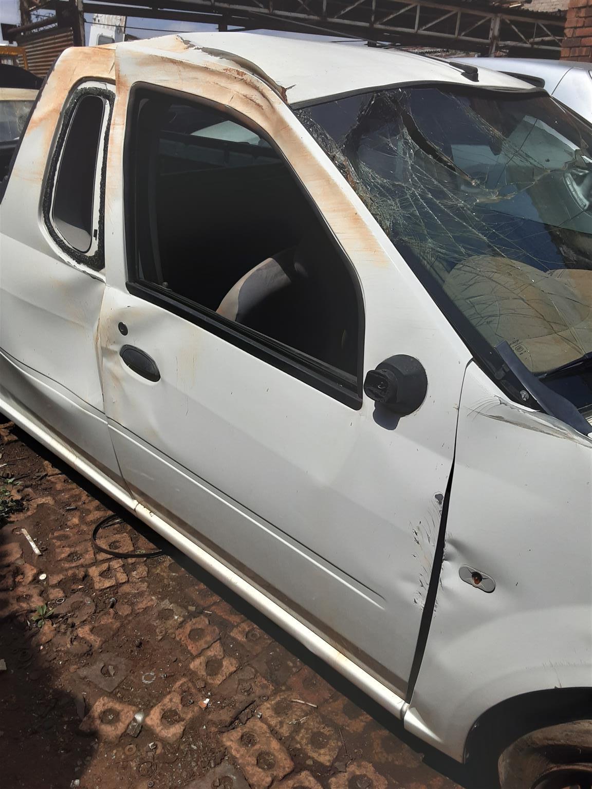 Stripping Nissan NP200 2010 for Spares - Private Seller