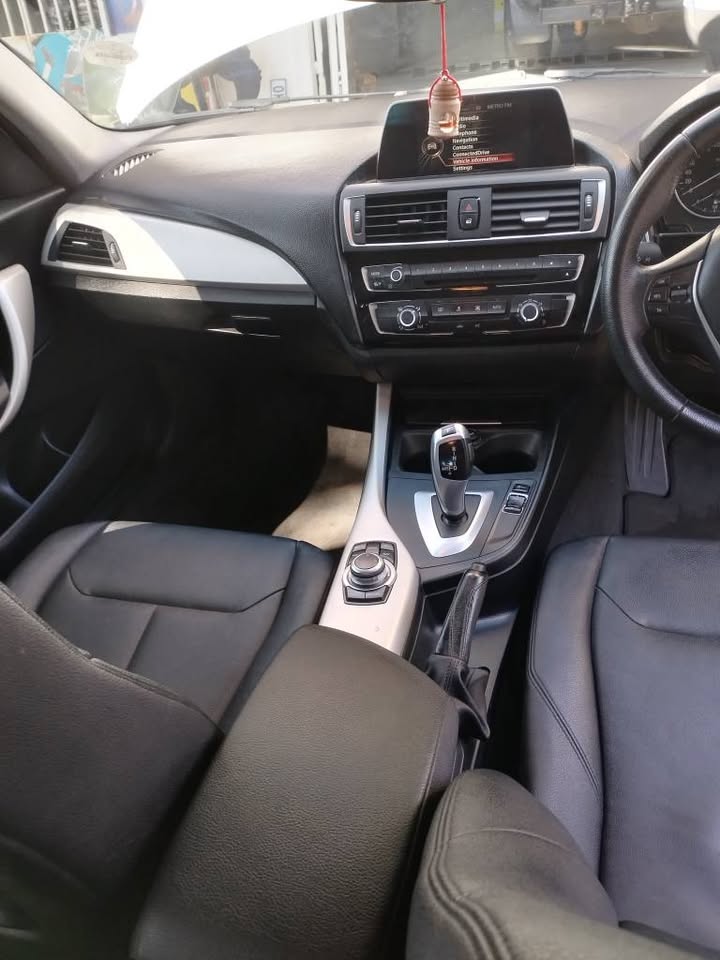 2017 BMW 118i 1SERIES AUTOMATIC