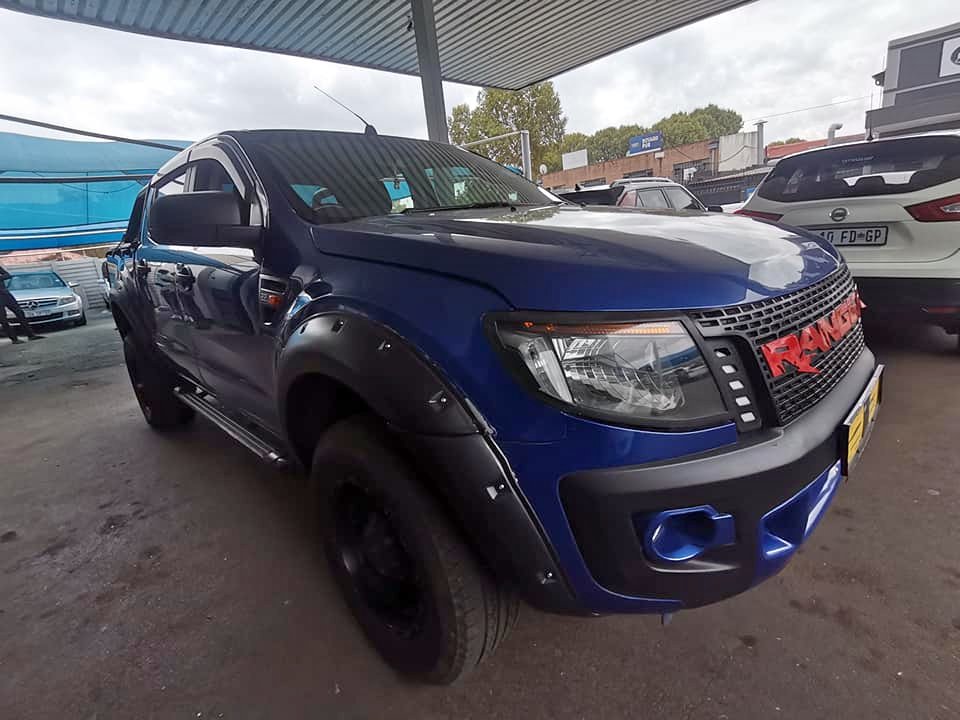 2015 FORD RANGER 2.2 6 SPEED DOUBLE CAB 4X2