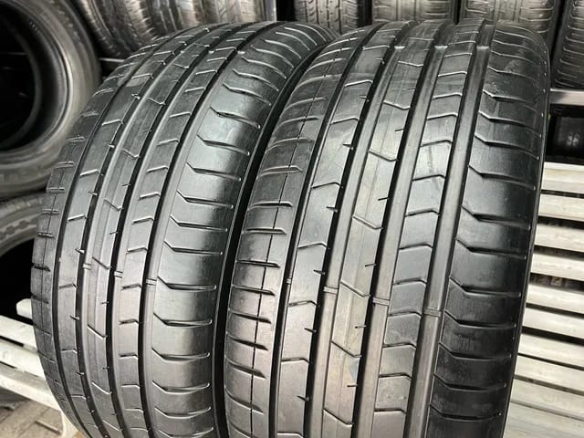 255/40/21 × 2 Pirelli Pzerro tyres. 85% life. No repairs - Private Seller