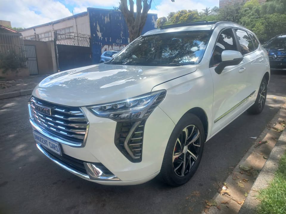 2022 HAVAL JOLION 1.5 LUXURY PETROL, AUTOMATIC, WHITE COLOR, MILEAGE 23000KMS,