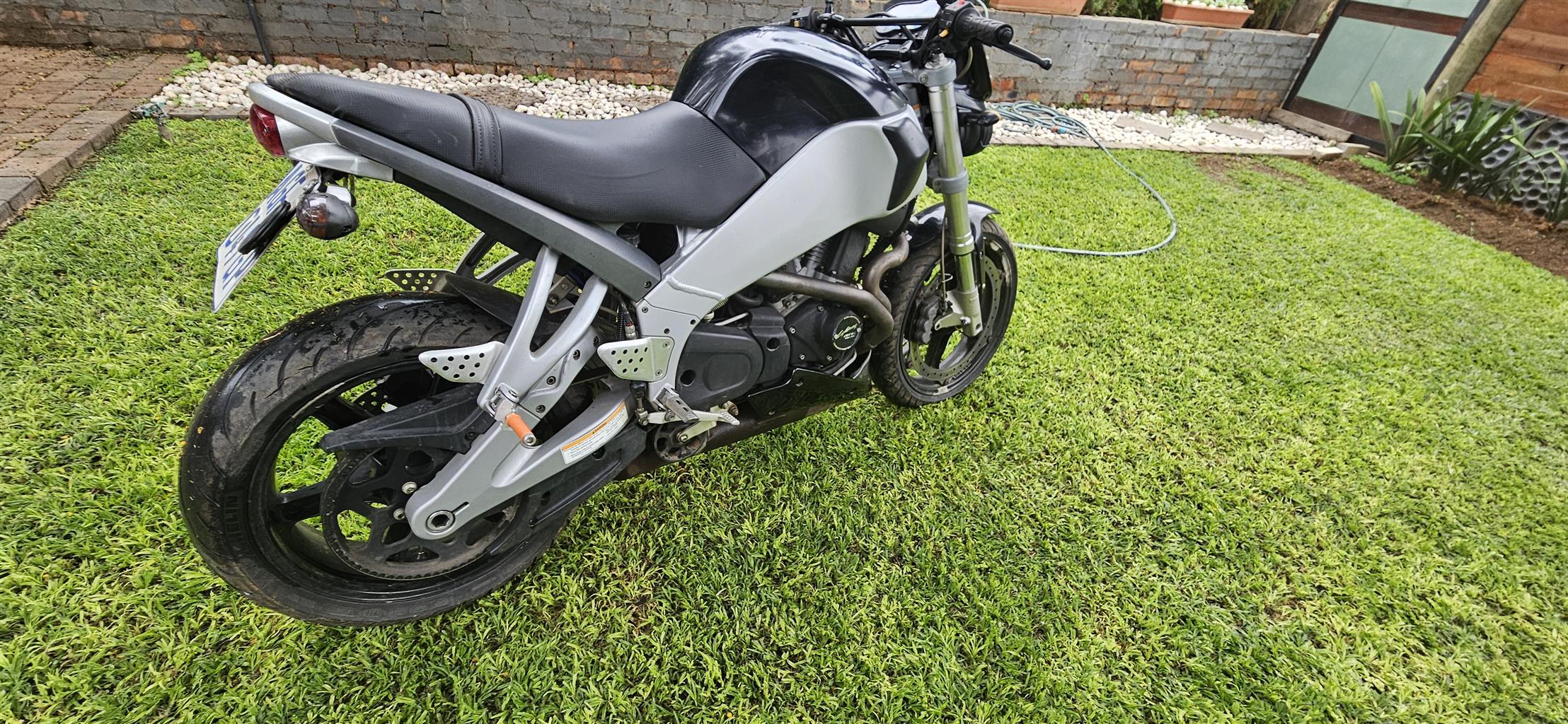 Buell XB9SX ENGINE LOW KILOS Buell XB9SX ENGINE LOW KILOS