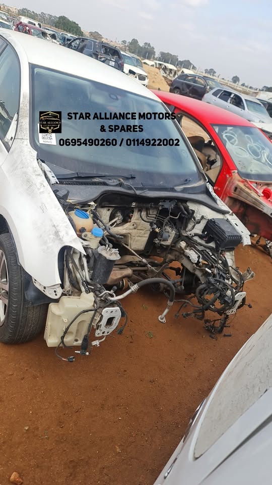 VW GOLF 6 1.6TDI DSG 2011 STRIPPING FOR SPARES - Private Seller