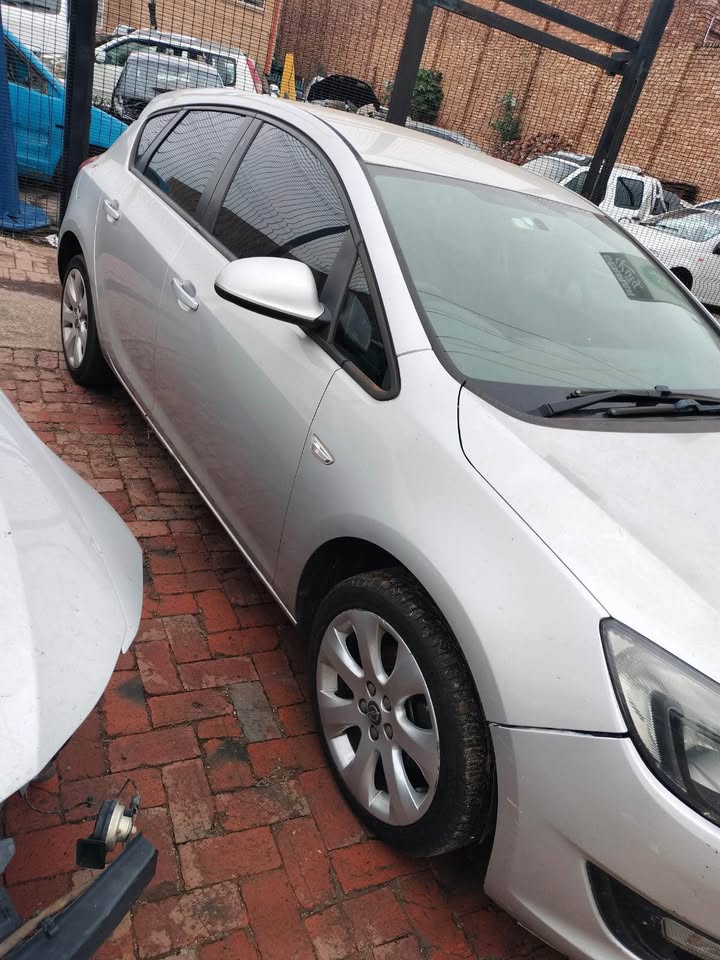 2016 OPEL ASTRA K16 ENGINE FOR SPARES - Private Seller
