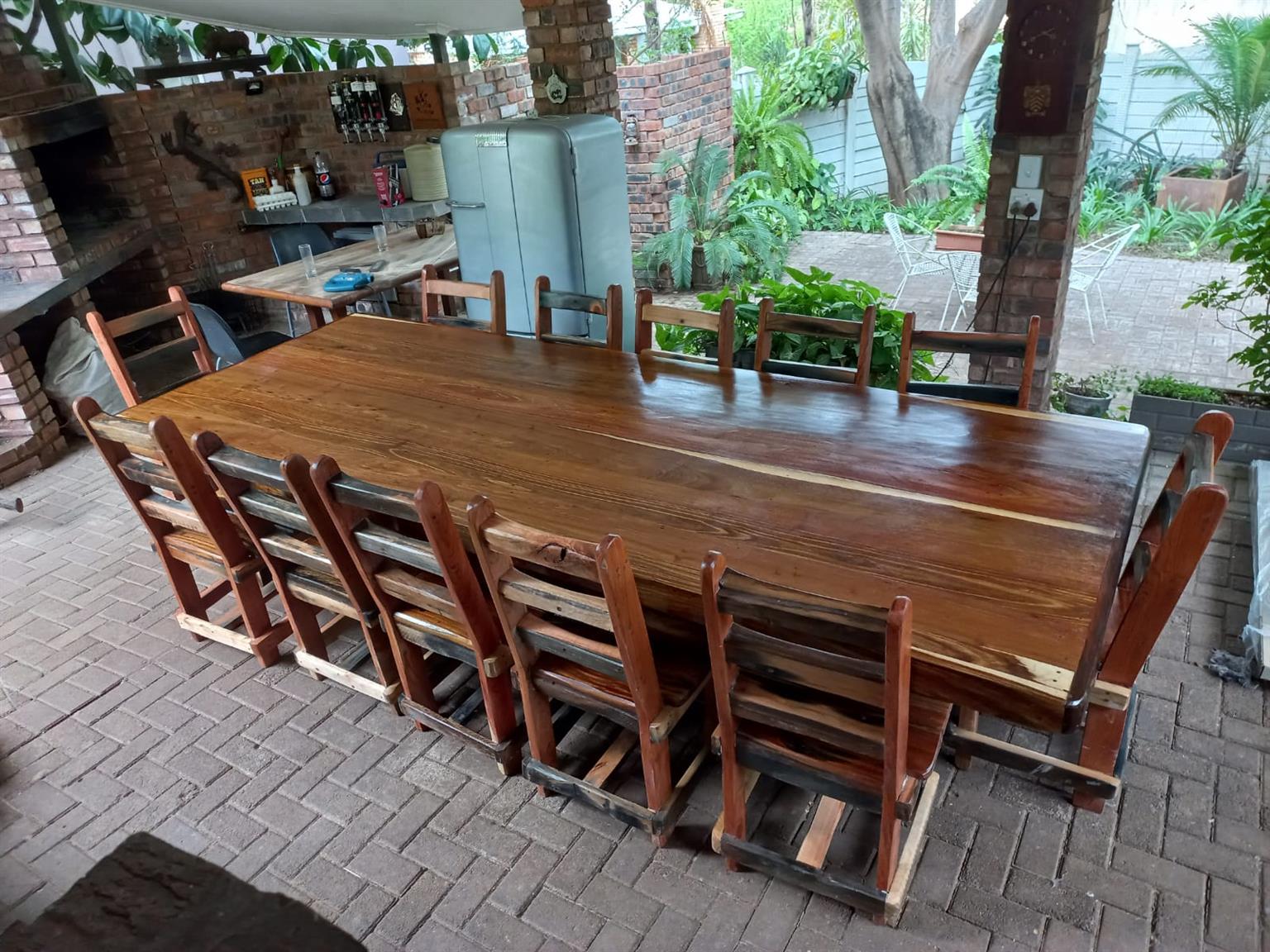 12 seater Patio table & chair