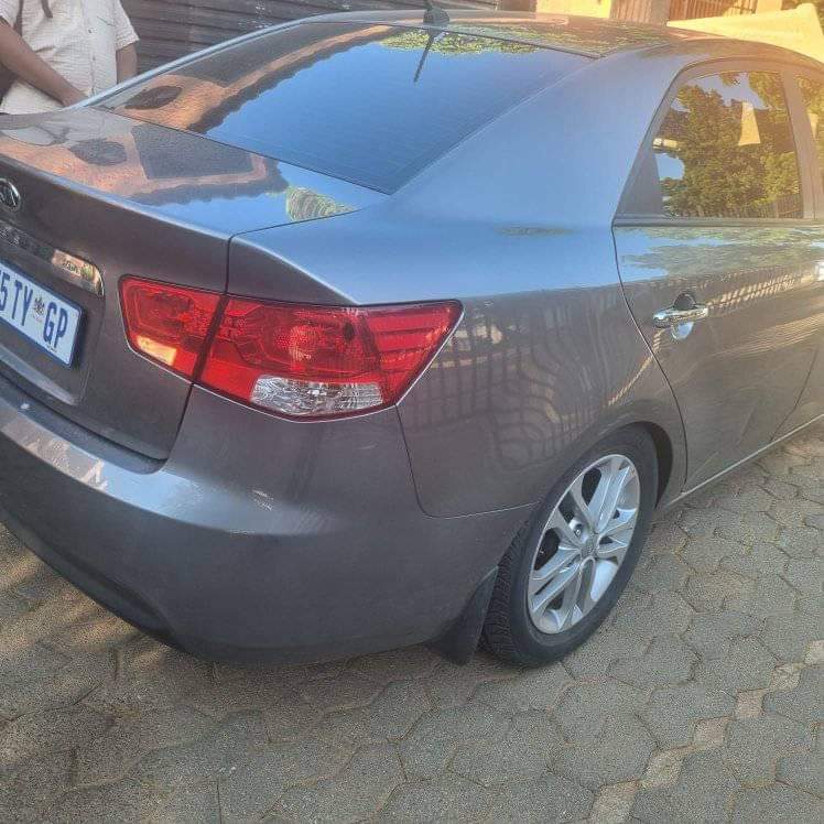 KIA Cerento 2012