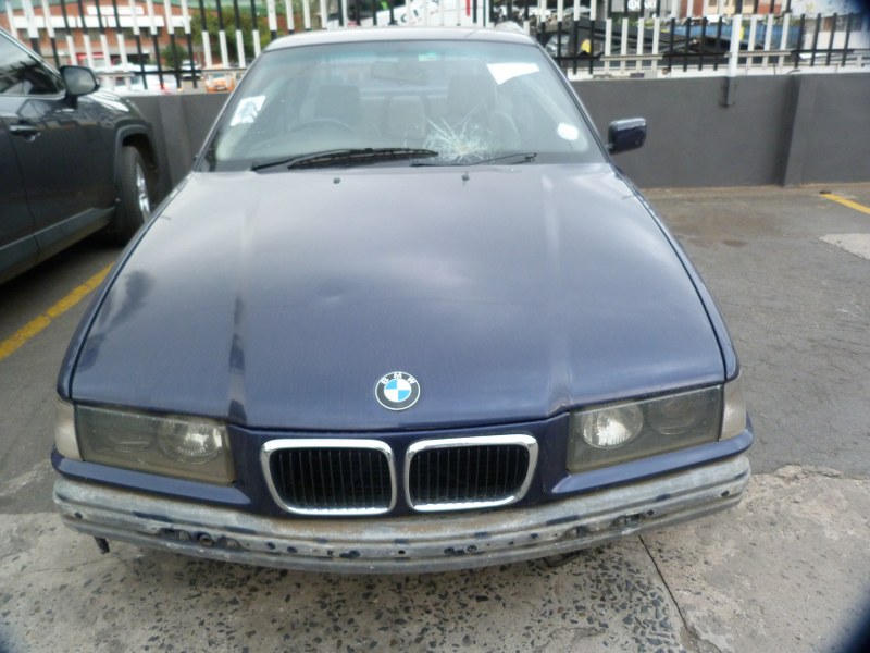 BMW 318iS E36 Manual Blue - 1998 STRIPPING FOR SPARES - Private Seller BMW 318iS E36 Manual Blue - 1998 STRIPPING FOR SPARES - Private Seller