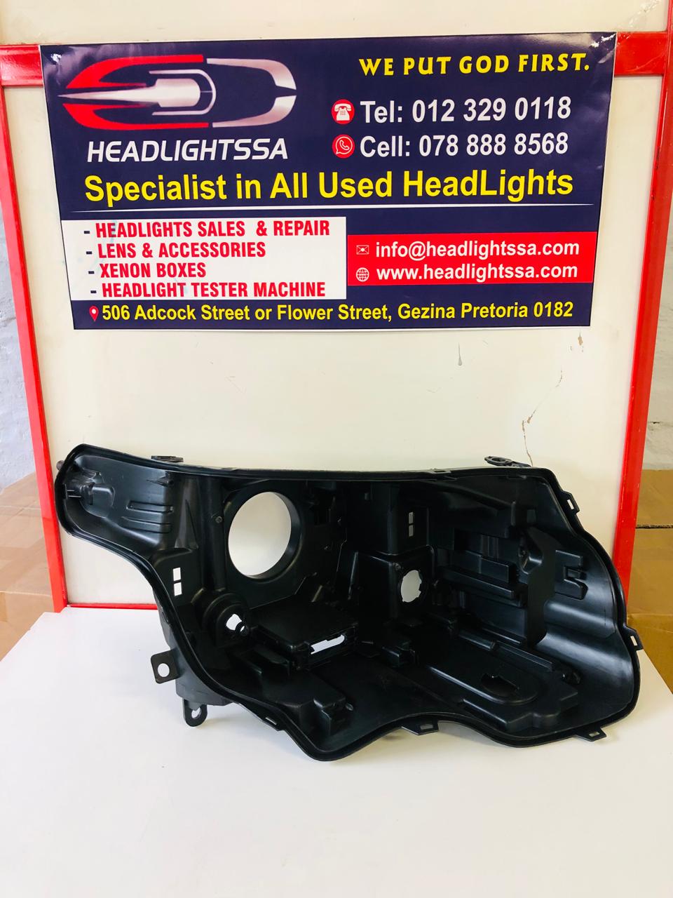 Range Rover Vogue right side headlight replacement housing - Private Seller Range Rover Vogue right side headlight replacement housing - Private Seller