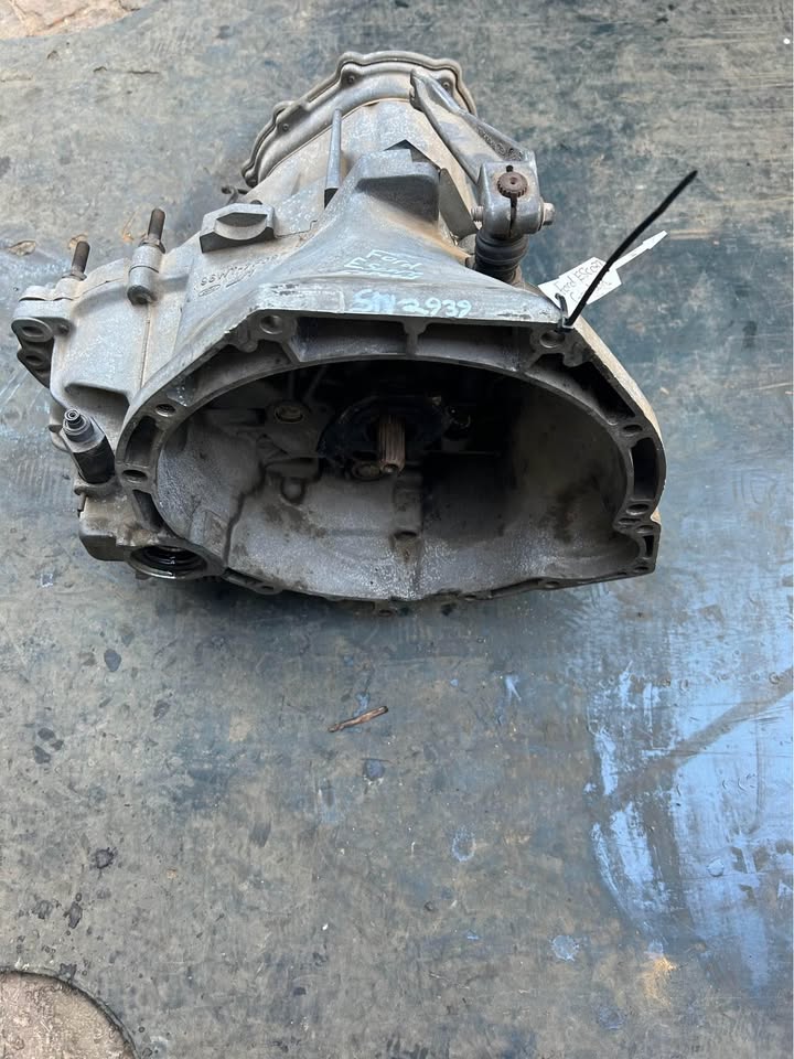 Ford Escort Transmission For Sale @ Circle 7 Used Parts Call or WhatsApp - Private Seller