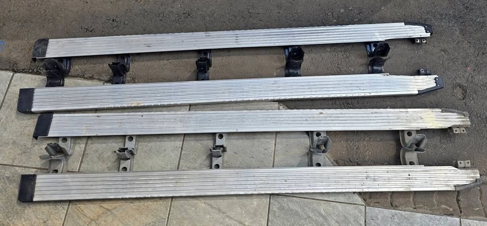 Toyota Land Cruiser Double Cab 70-79 Series Side Steps Good Condition - Private Seller