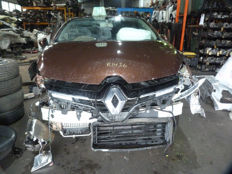 Renault Clio IV 900cc Turbo Manual Brown - 2014 STRIPPING FOR SPARES - Private Seller