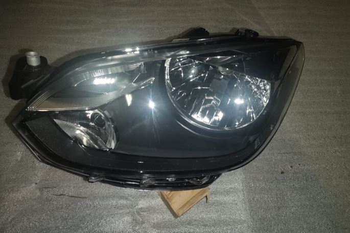 VW UP BRAND NEW HEADLIGHTS FOR SALE - Private Seller VW UP BRAND NEW HEADLIGHTS FOR SALE - Private Seller