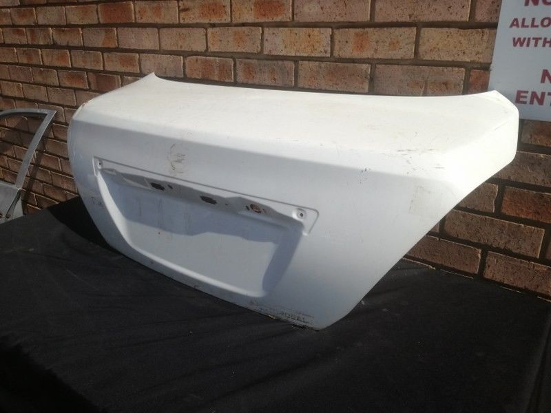 Nissan Tiida Sedan Tailgate - Private Seller Nissan Tiida Sedan Tailgate - Private Seller
