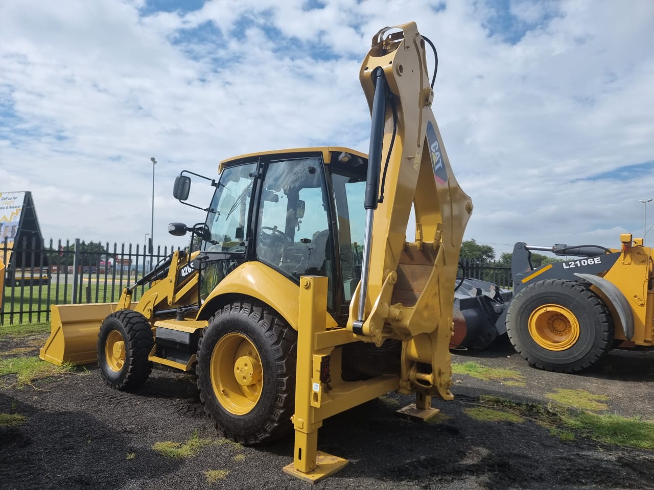 CAT 428F TLB | Junk Mail Marketplace