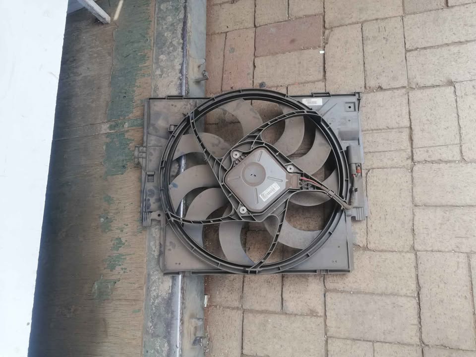 BMW f30 radiator fan - Private Seller BMW f30 radiator fan - Private Seller