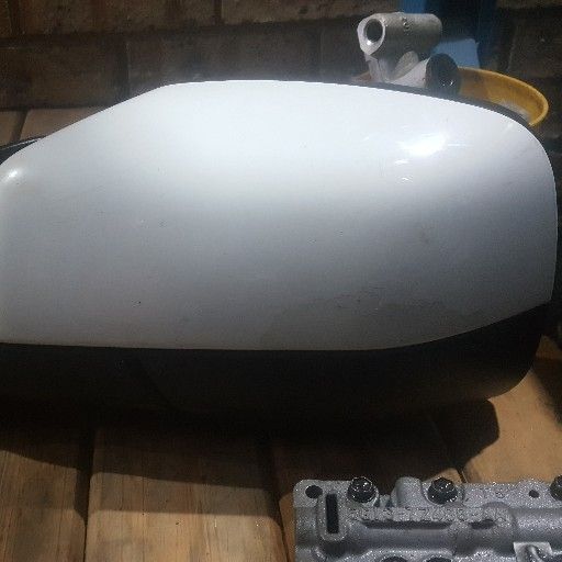 2010 Discovery 4 3.0l TDV6 Left Mirror for sale