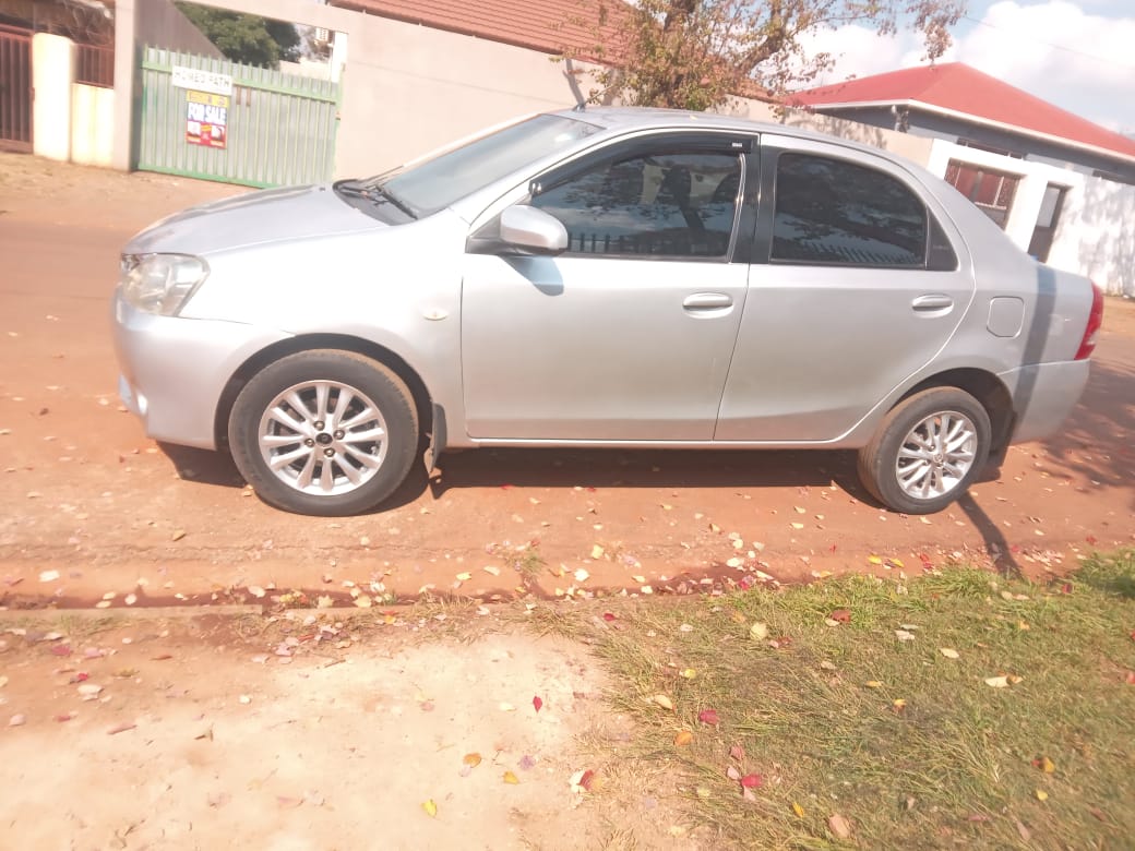Used 2014 Toyota Etios sedan 1.5 Xi - Private Seller Used 2014 Toyota Etios sedan 1.5 Xi - Private Seller