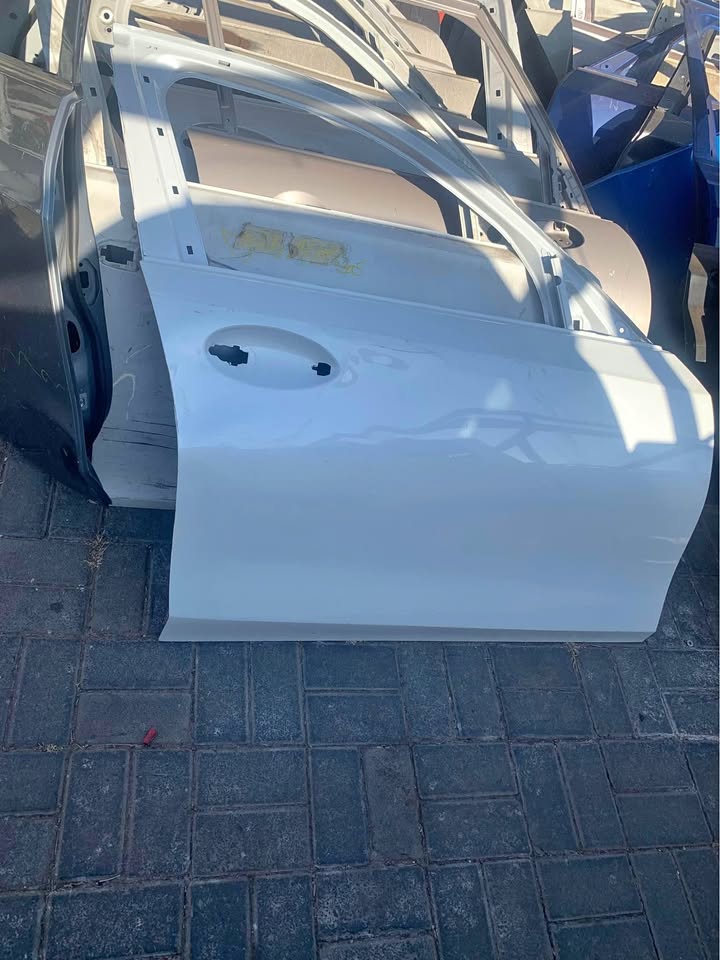 BMW 3 series G20 right front door BMW 3 series G20 right front door