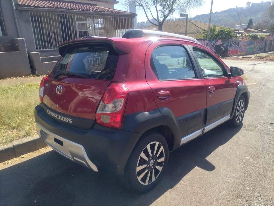 2016 Toyota Etios cross 1.5