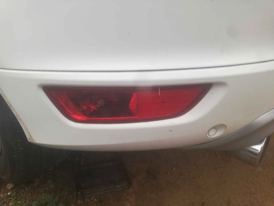 VOLVO XC60 2012 REAR BUMPER REFLECTORS FOR SALE - Private Seller