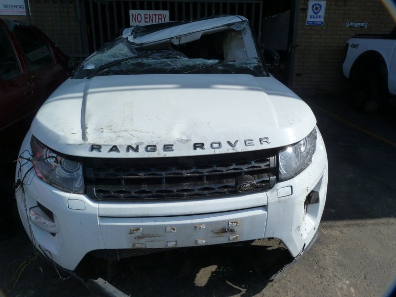 Land Rover Range Rover Evoque 2.0 Si4 AT White - 2012 STRIPPING FOR SPARES - Private Seller Land Rover Range Rover Evoque 2.0 Si4 AT White - 2012 STRIPPING FOR SPARES - Private Seller