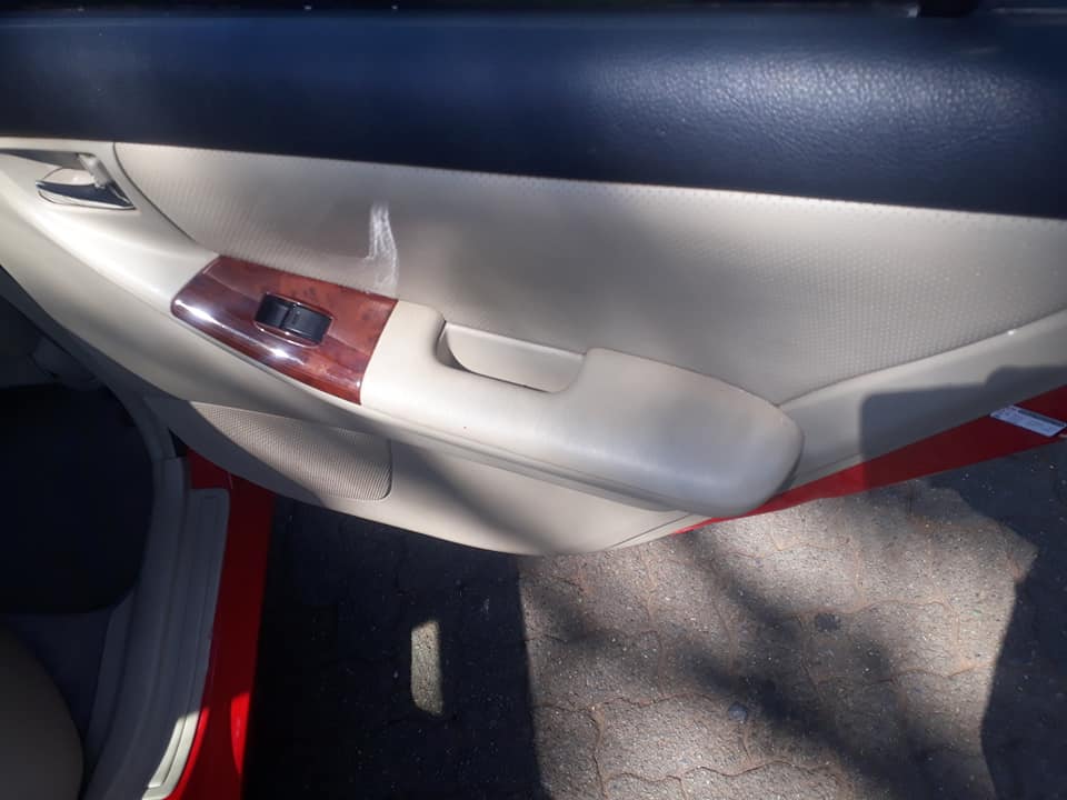 2003 model Toyota corolla 1.6 Gsx red color sedan leather seat interior power windows