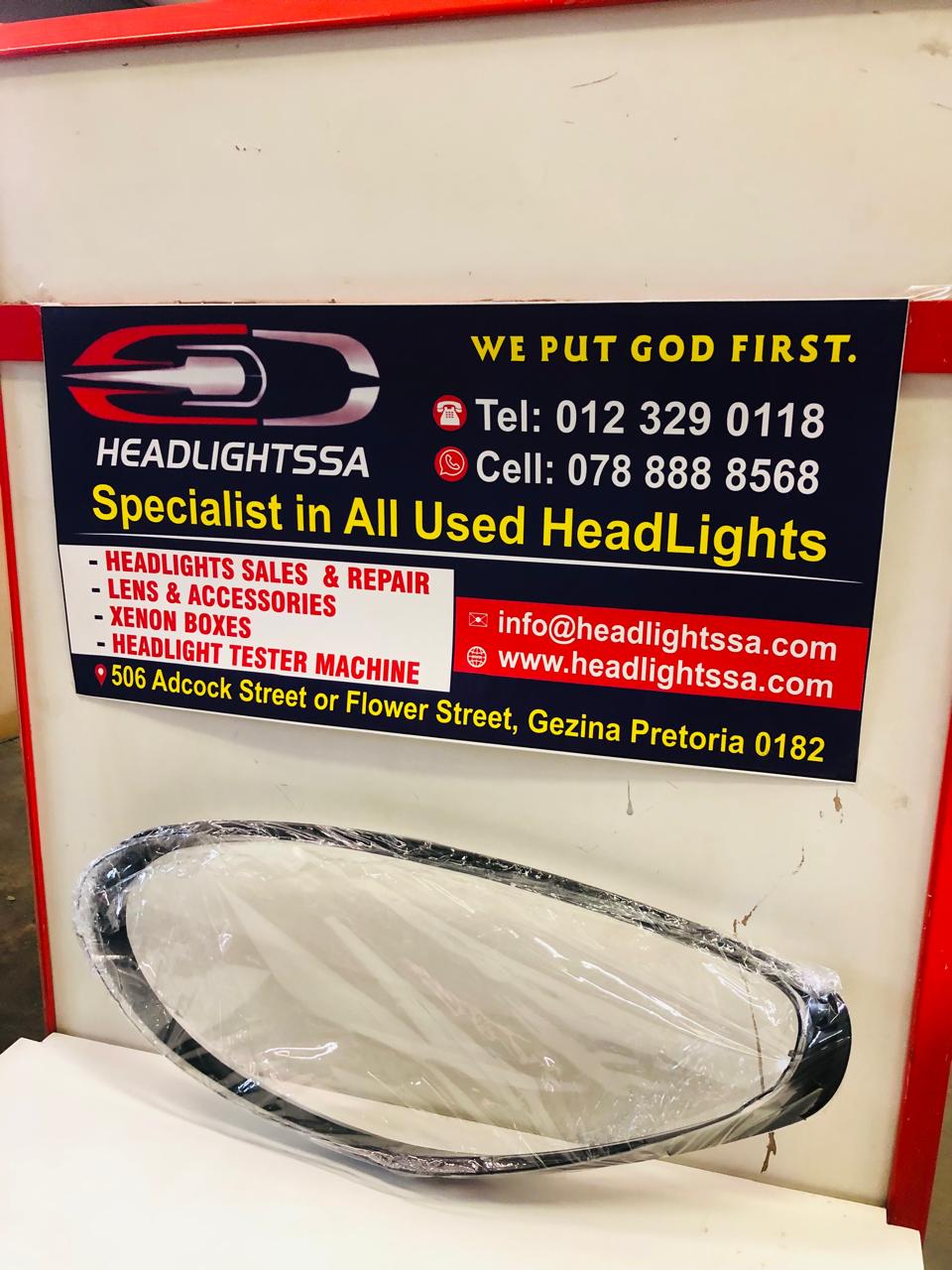 Porsche Panamera left side headlight replacement lens - Private Seller Porsche Panamera left side headlight replacement lens - Private Seller