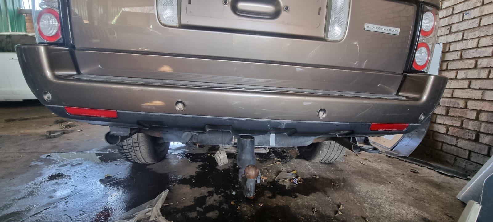 2010 Range Rover Vogue 5.0l V8 S/C Rear Bumper for sale 2010 Range Rover Vogue 5.0l V8 S/C Rear Bumper for sale