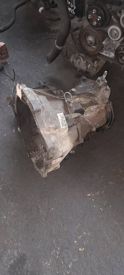 ford rocam bakkie gearbox 5 speed manual import quality - Private Seller ford rocam bakkie gearbox 5 speed manual import quality - Private Seller