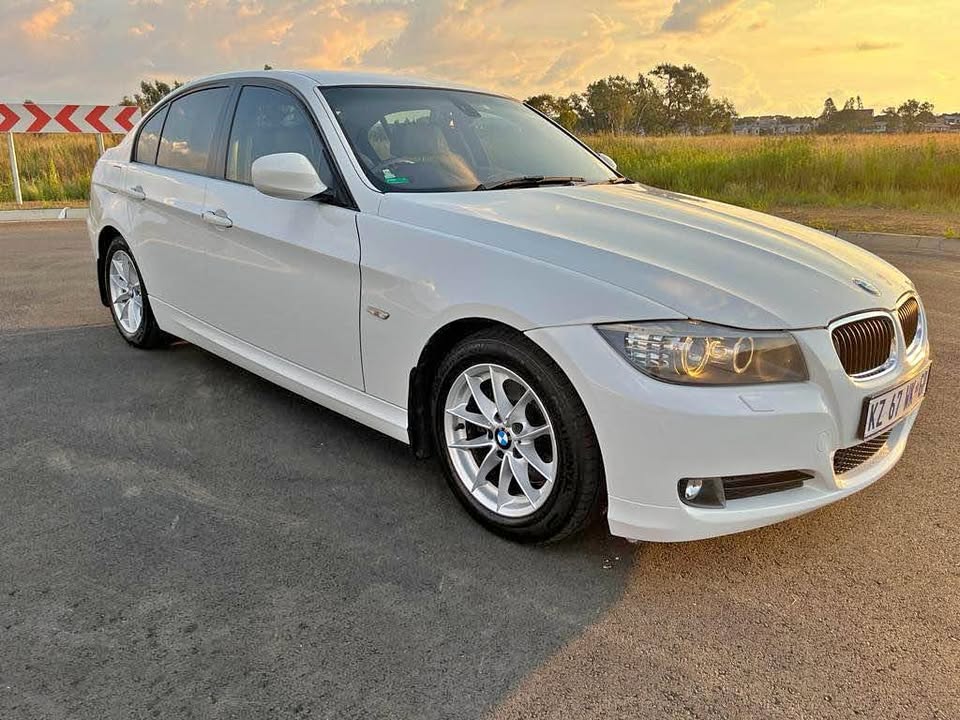 2010 BMW 320D EXECUTIVE