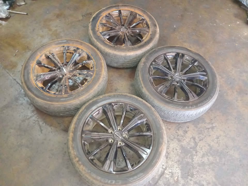 Haval H6 GT rim and tire size 19 - Private Seller Haval H6 GT rim and tire size 19 - Private Seller