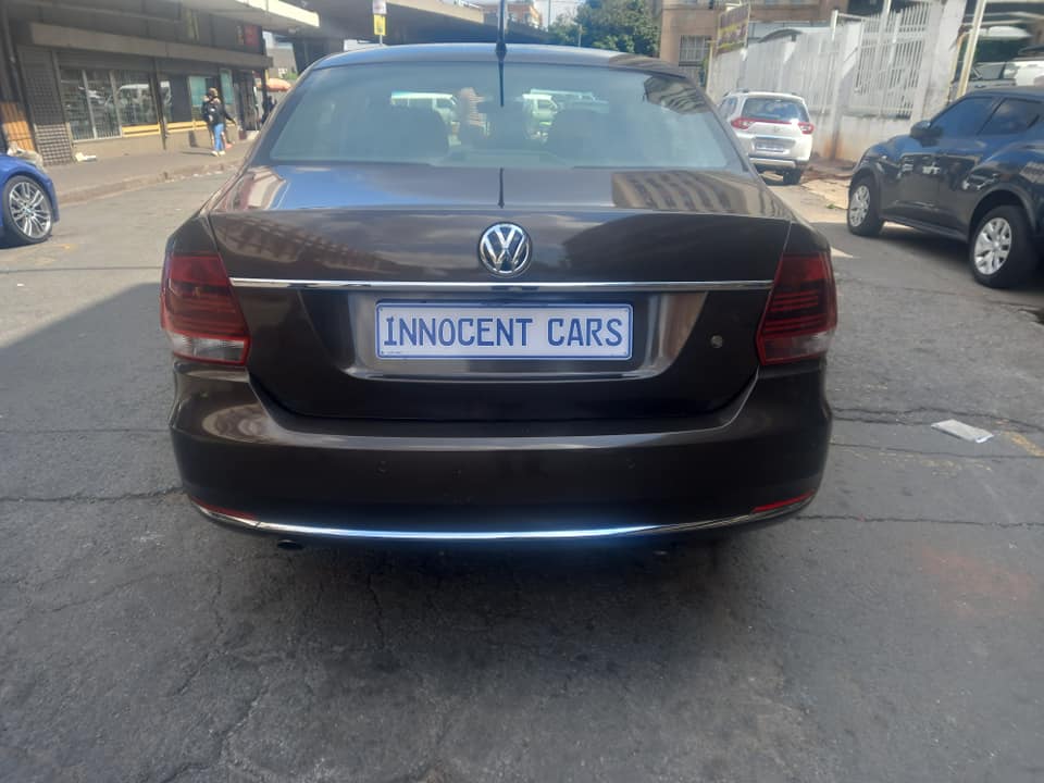 2018 VW POLO 6 SEDAN 1.4 PETROL,  MANUAL TRANSMISSION, BROWN COLOUR