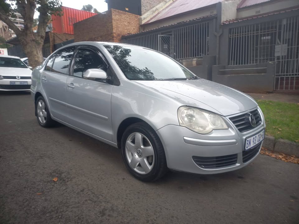 2007 VW Polo Classic Sedan 1.4 Petrol, Manua. Call Inno . Silver Color, Mileage 142000kms,