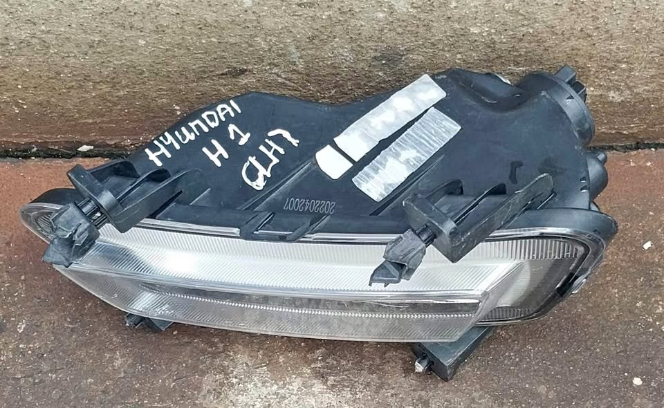 Hyundai H1 fog light - Private Seller Hyundai H1 fog light - Private Seller