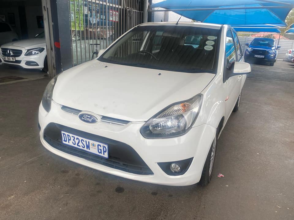 2010 FORD FIGO 1.4 MANUAL