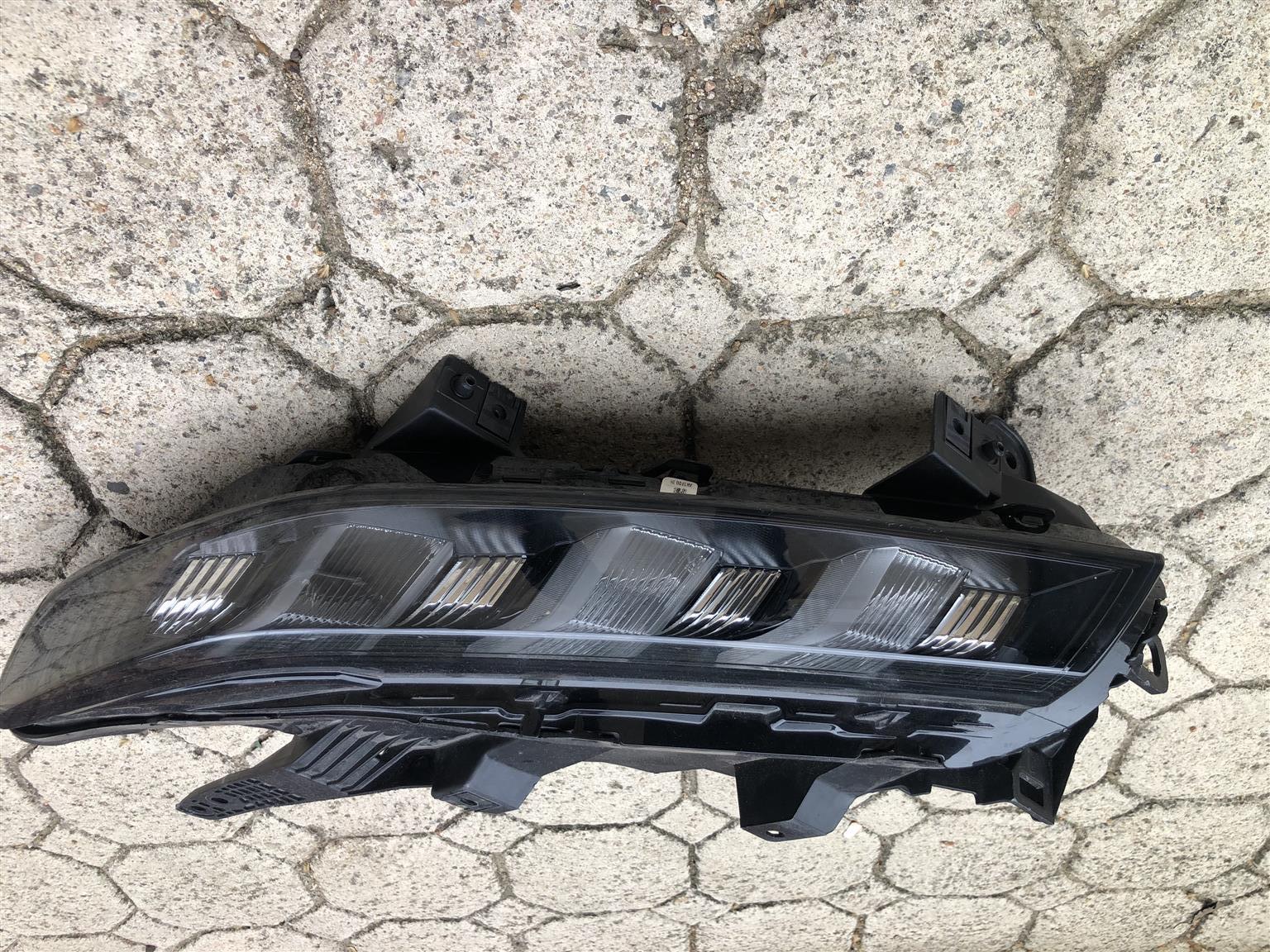 Left and right side headlights for Suzuki fronx - Private Seller Left and right side headlights for Suzuki fronx - Private Seller