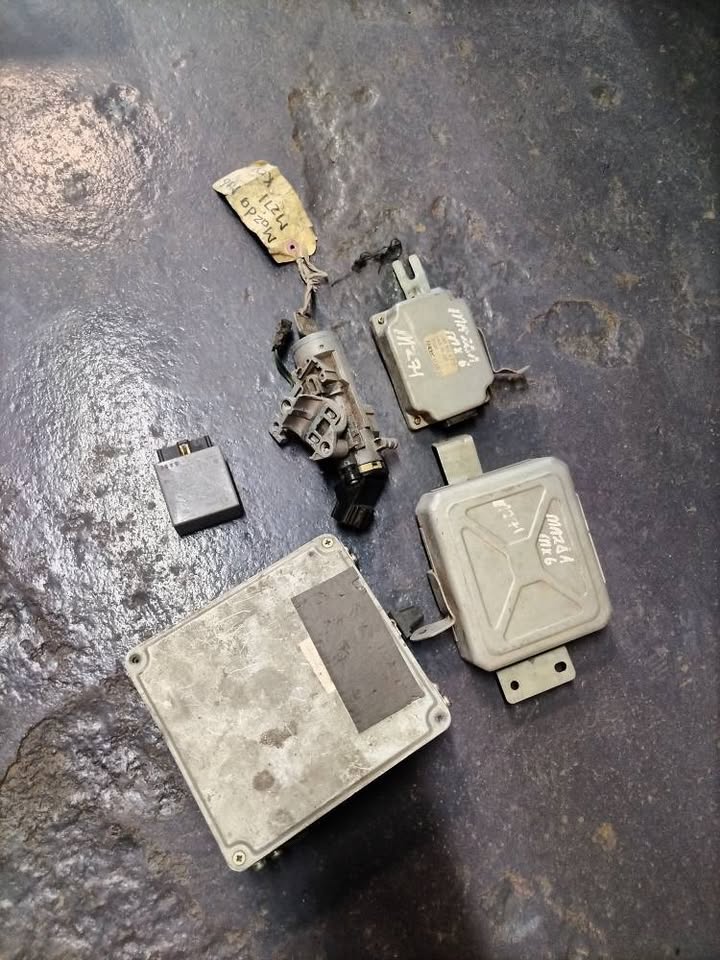 Mazda mx 6 lockset - Private Seller