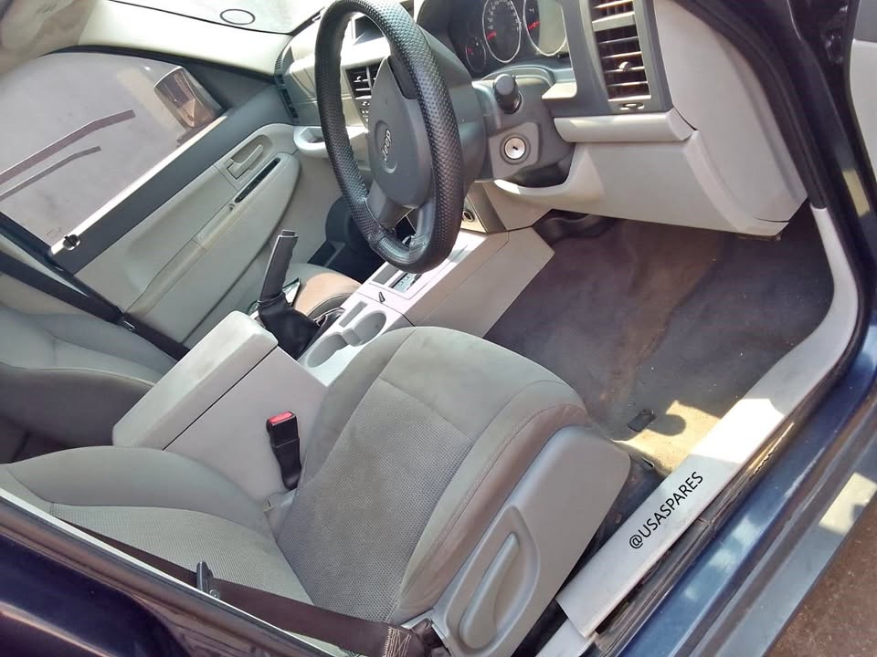 Jeep Cherokee KK Second-Hand Interior Parts In Stock - Private Seller Jeep Cherokee KK Second-Hand Interior Parts In Stock - Private Seller