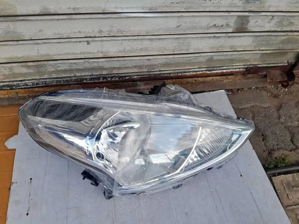 2017-2024 NISSAN ALMERA RIGHT SIDE HEADLIGHT FOR SALE
