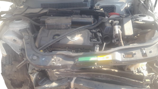 MINI COOPER 1.6 (2009) READY FOR STRIPING - Private Seller