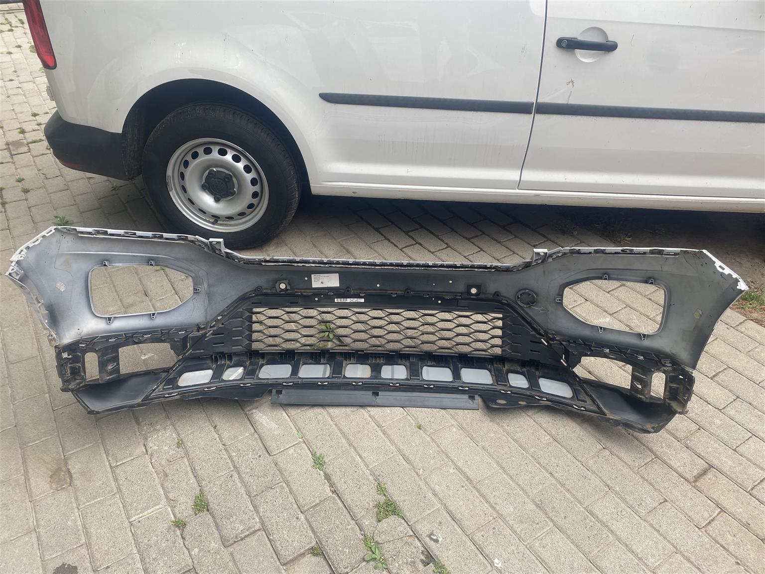 2021 VW T-ROC FRONT BUMPER FOR SALE - Private Seller