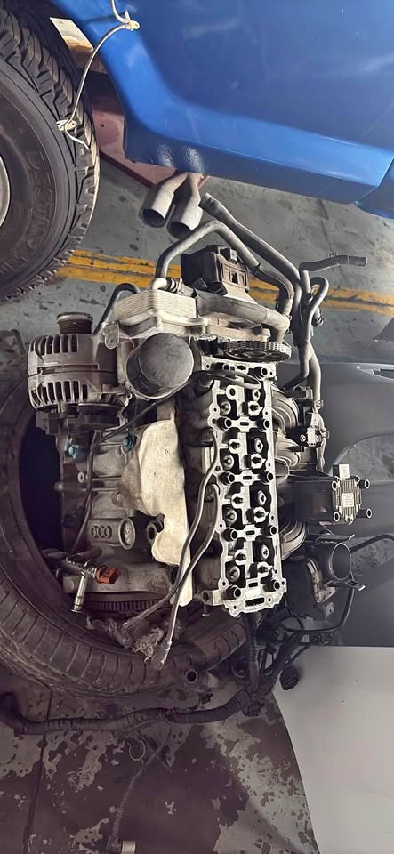 Audi a1 cbz engine parts - Private Seller