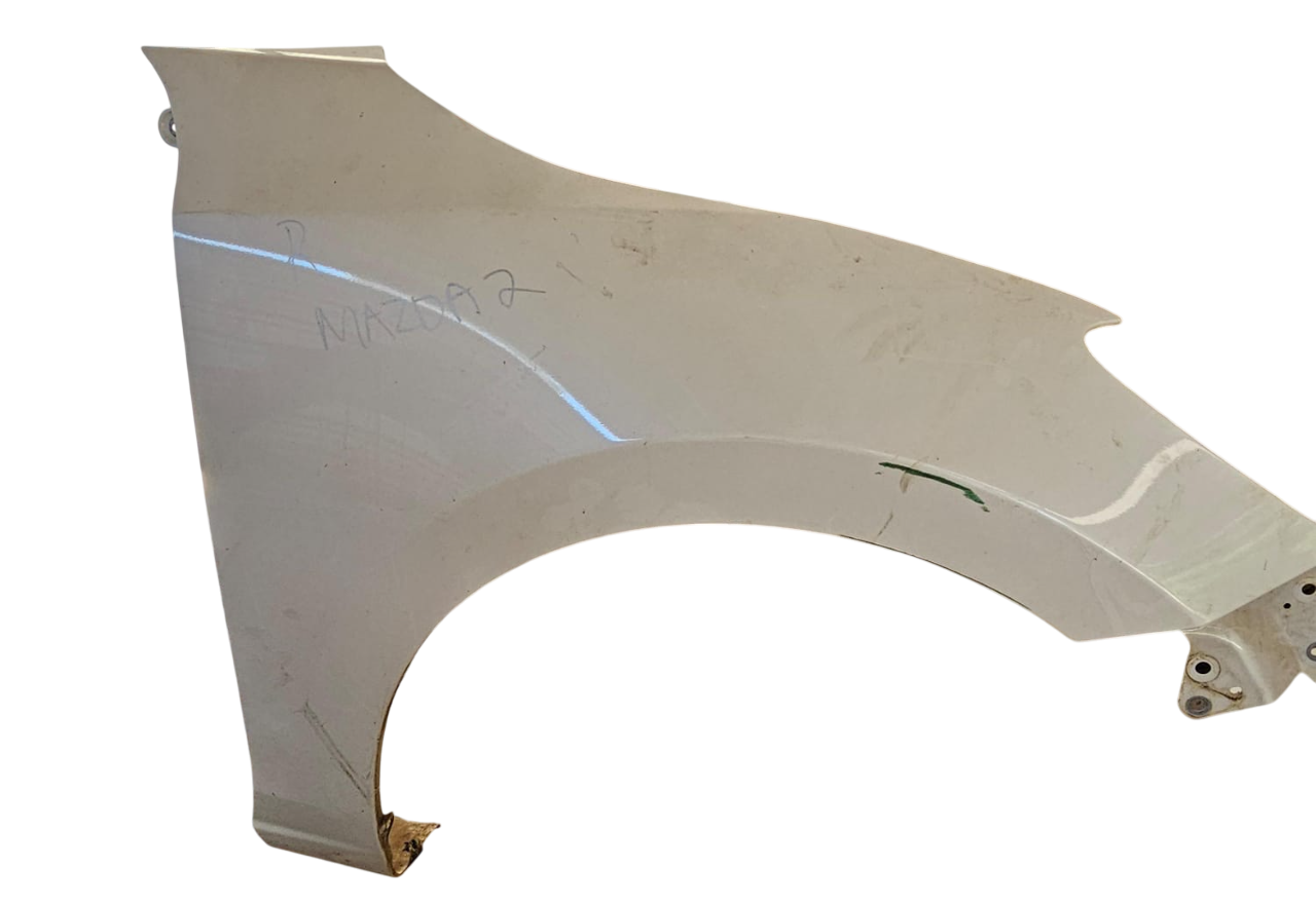 🚗 Mazda 2 Front Left & Right Fenders for Sale – Genuine OEM Replacement! 🚗 - Private Seller